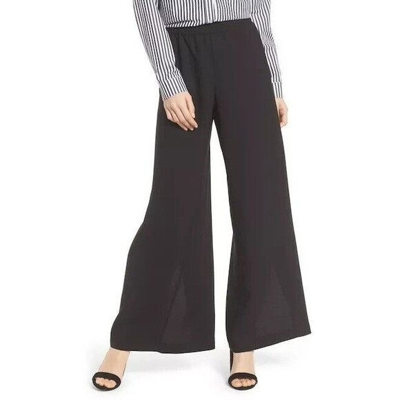 NWT Trouve Black Slit Sides Pants Size Medium Elastic Waist - Picture 1 of 7